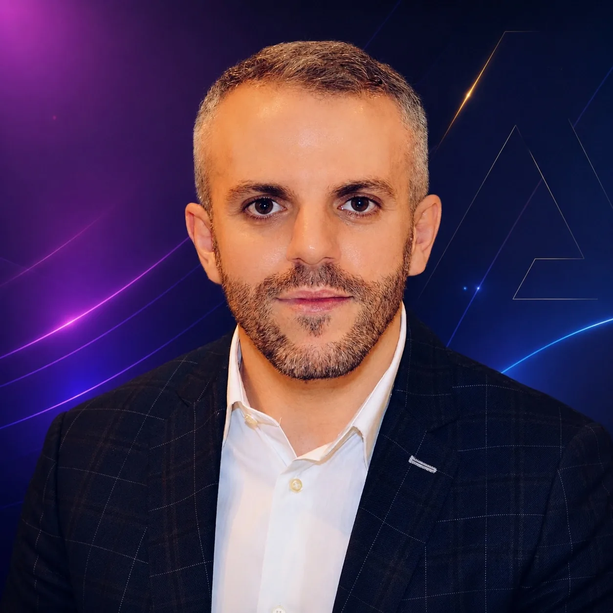 Aksen Dalakian, founder of AKSN